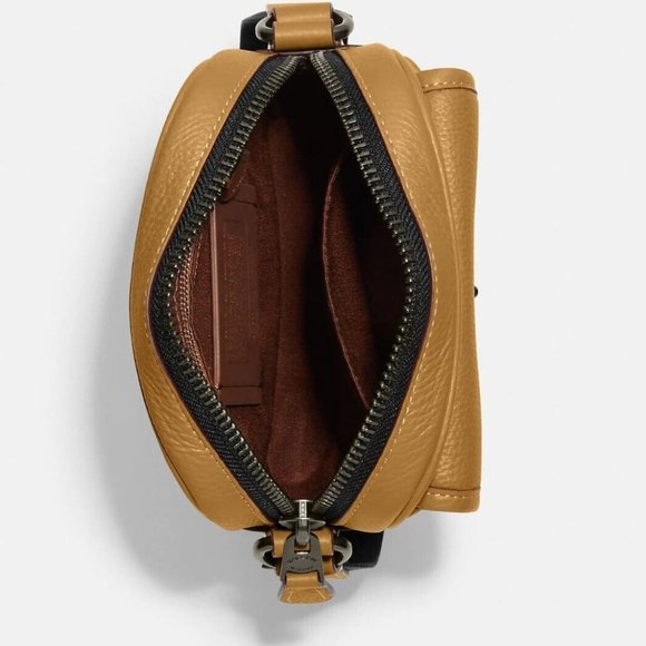 NWT Coach X Peanuts Heritage Crossbody With Snoopy Motif Pebble Leather CE613 - Picture 12 of 15